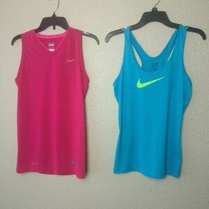 bundle of 2 NIKE PRO dri- fit sleeveless sports shirt women's size M‎ pink/blue